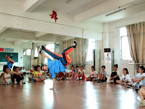 伟德bv国际体育